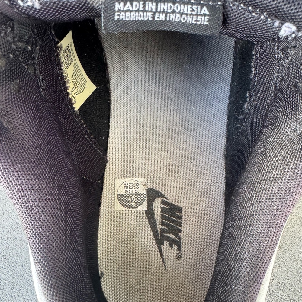 Nike Panda Dunks - image 2